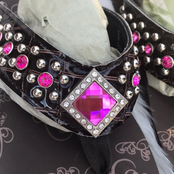 Bling Diamond ♦️ Flip Flops - Picture 6 of 7